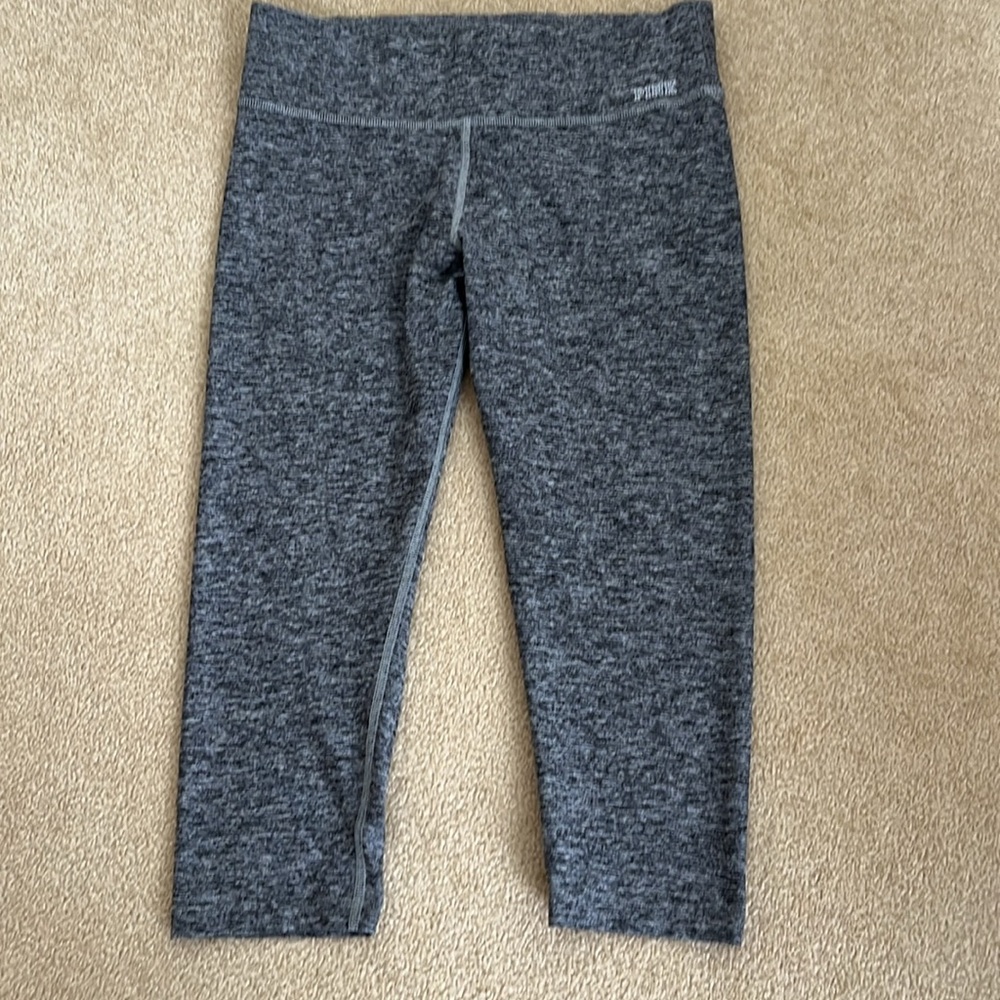 Victoria Secret Pink Ultimate Capri/cropped Yoga Pants